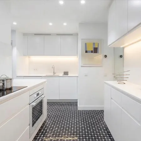 Apartment 4br Trocadero Raymond Poincare